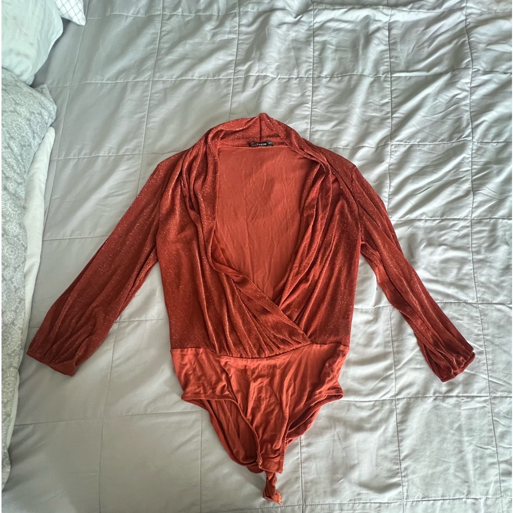 SHEIN body suit with quarter length sleeves. Super cute glittery look.